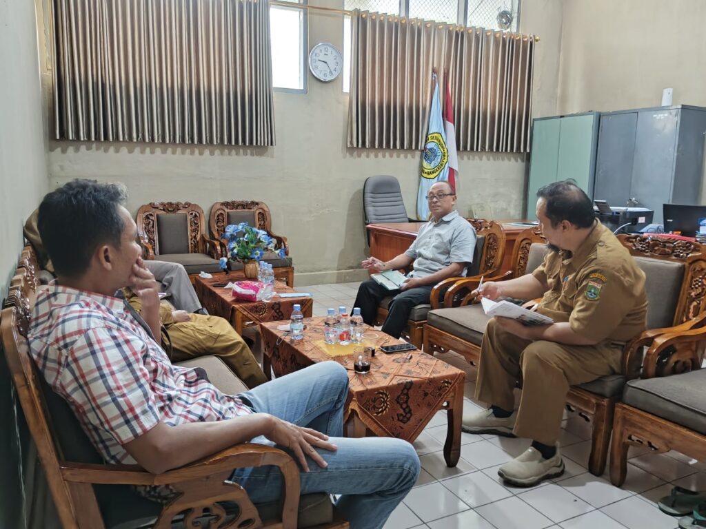 Home foto rapat 2