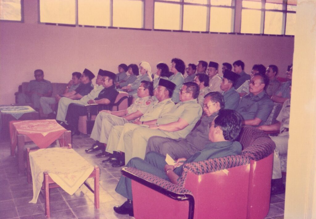 Home foto jaman dulu 10016